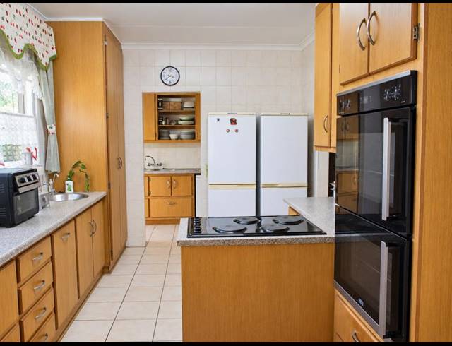 3 BEDROOM HOUSE FOR SALE IN FICHARDT PARK